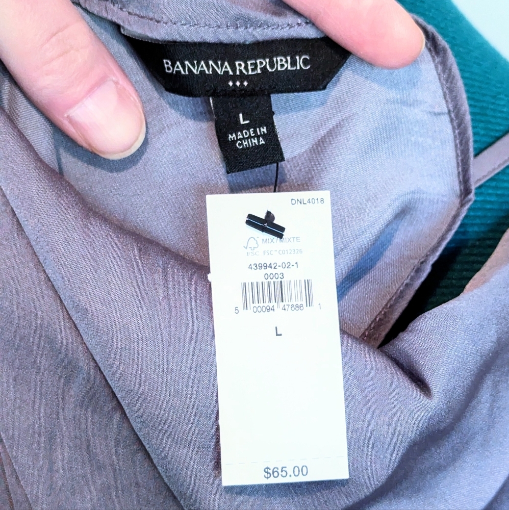 Banana Republic women's blouse Large silky cowl back dolman sleeves purple NWT - Picture 5 of 6